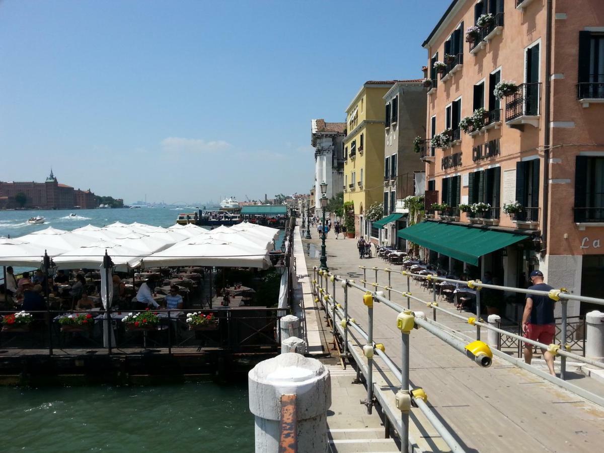 Appartamento Accademia San Vio Veneza Exterior foto