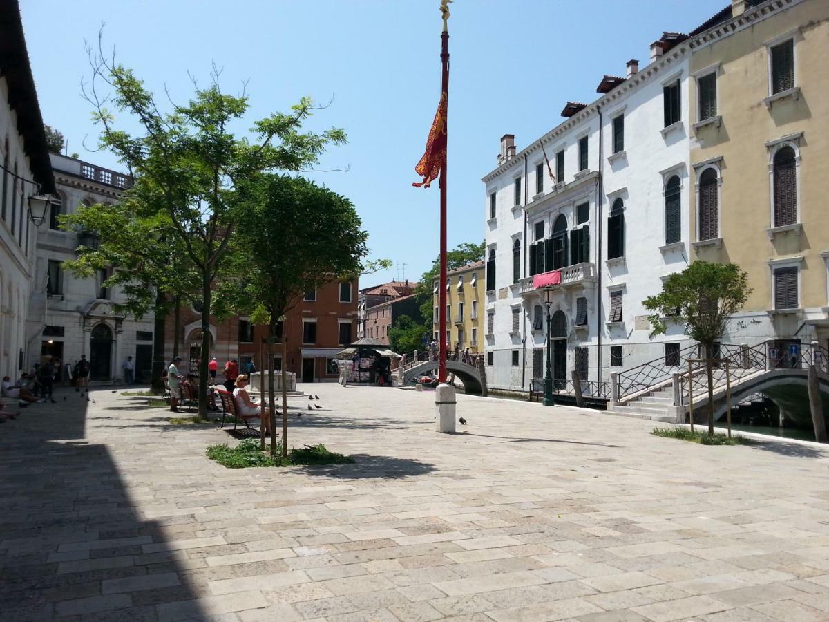 Appartamento Accademia San Vio Veneza Exterior foto