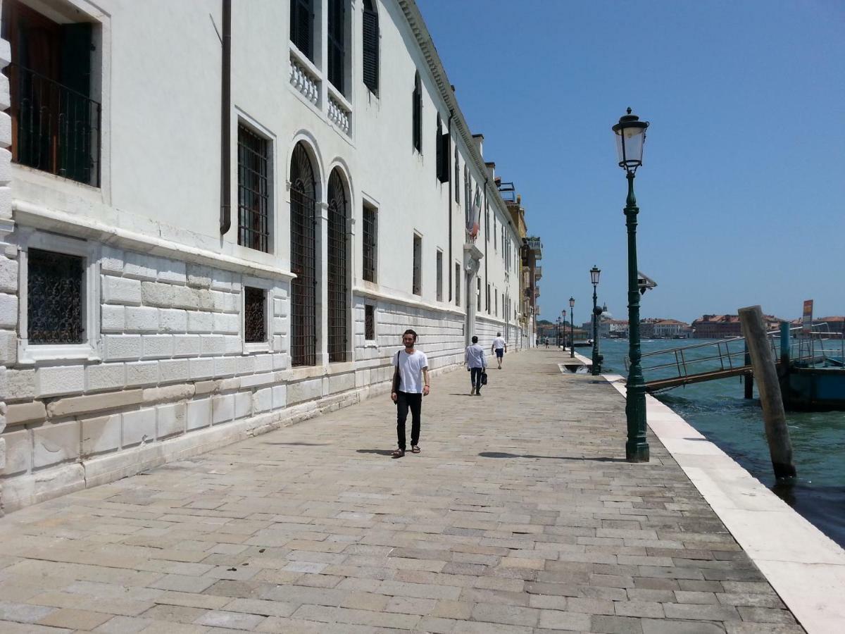 Appartamento Accademia San Vio Veneza Exterior foto