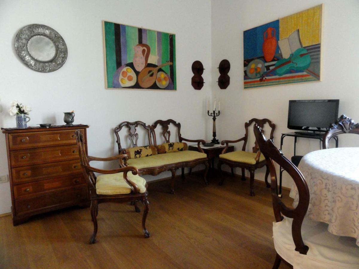 Appartamento Accademia San Vio Veneza Exterior foto